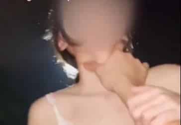 คลิปหลุด VK สาวน้อยหัวนมอมชมพู เห็นแล้วมันอดใจไม่ไหว ขอเย็ดหน่อยละกัน