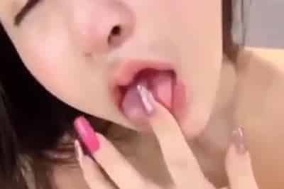 คลิปหลุด VK สาวไทยรุ่นใหญ่ตำนานความร่าน โชว์ลีลาสุดเสียว เห็นแล้วน่าเสียบหีมากก นมใหญ่โคตรๆ